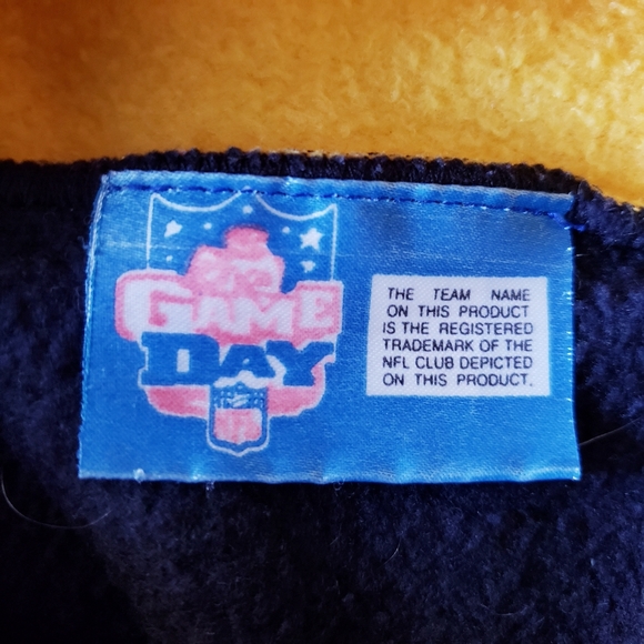 NFL Game Day Fringed Steelers Beanie - Picture 5 of 5